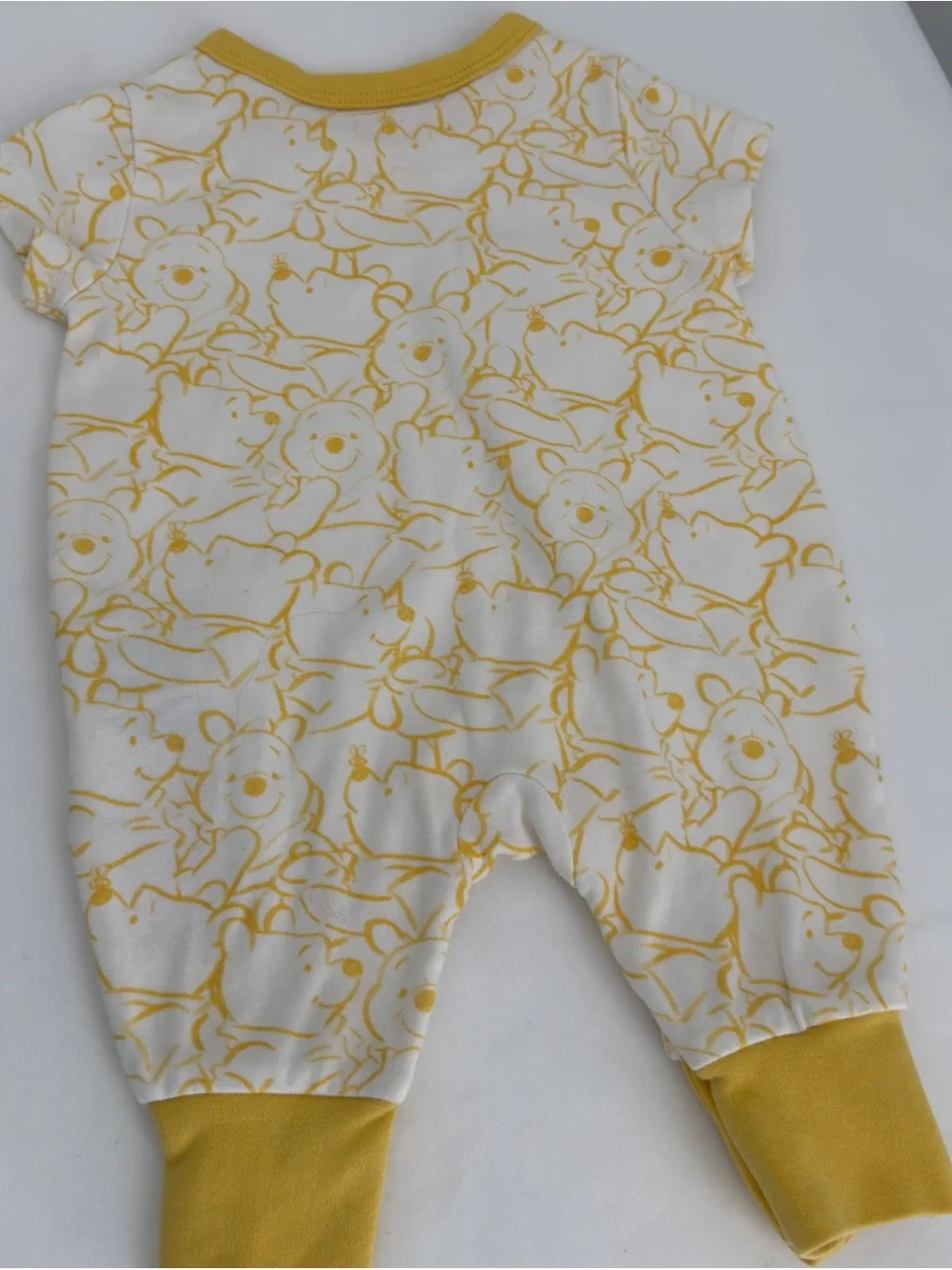 Disney Baby Pooh Romper 0-3 mos White with Yellow